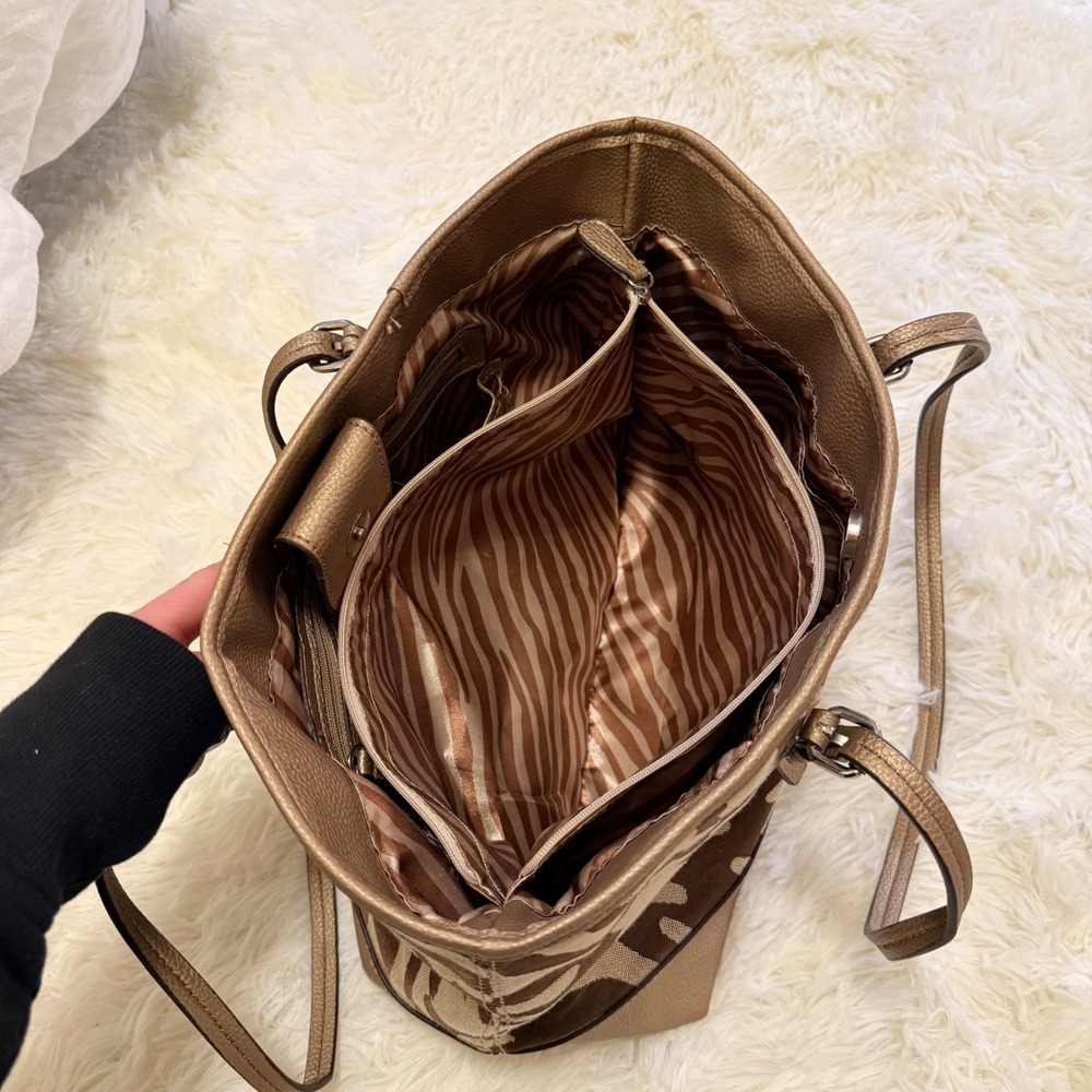 Dana Buchman Metallic Gold Zebra Print Tote Bag Large Animal Print Shoulder Bag - Picture 2 of 8